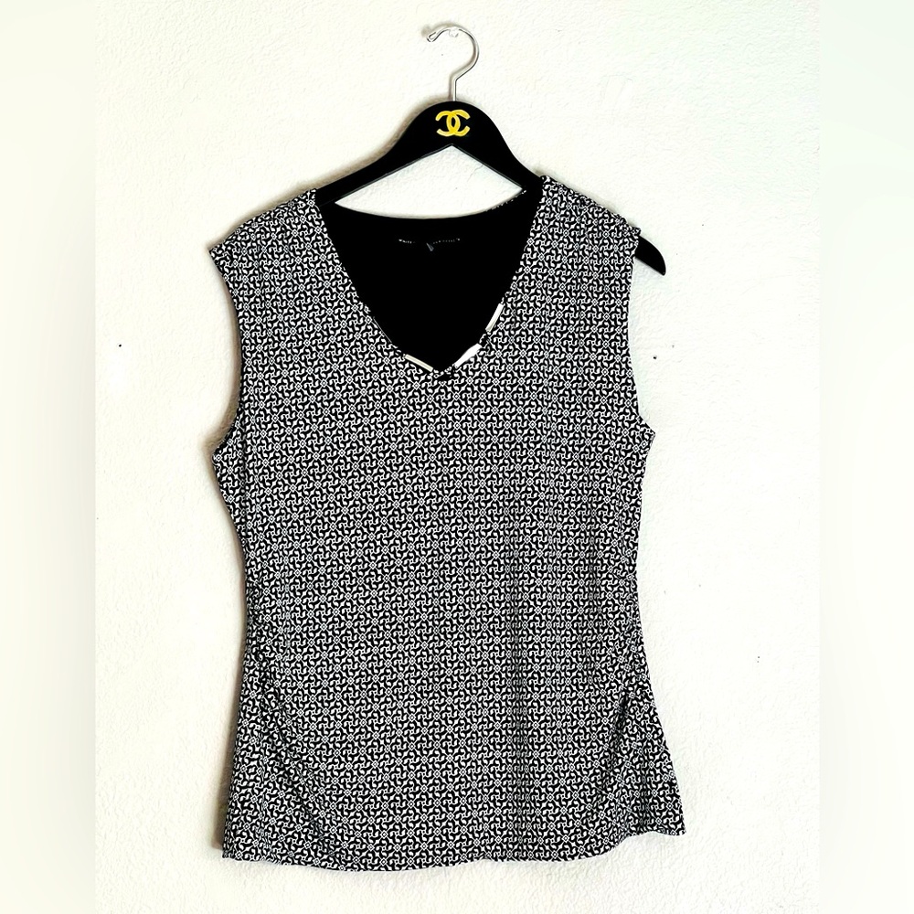 WHBM sleeveless top rouched sides around front collar fully lined